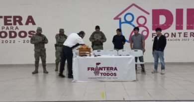 Participan jóvenes en sorteo militar clase 2006