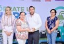 Entrega Carlos Villarreal regaderas ecológicas en Monclova