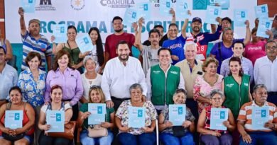 Carlos Villarreal da certeza jurídica a familias de la colonia Matilde Barrera