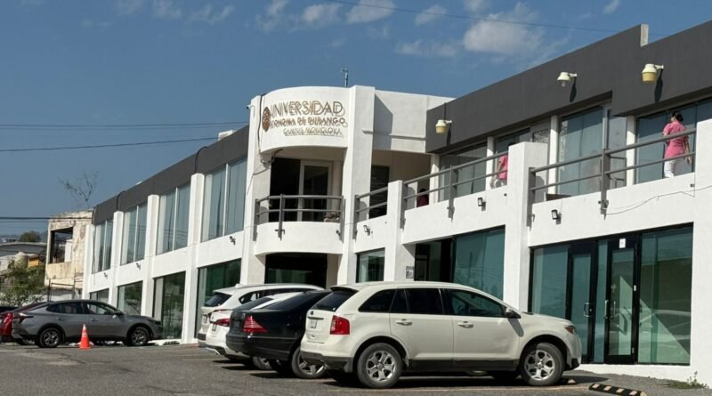 Protestas en la UAD Monclova logran destitución de la directora y subdirectora
