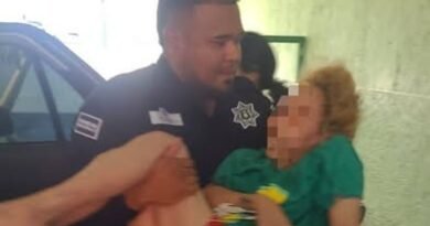 Policías de Frontera salvan a mujer en emergencia médica