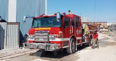 Evacuan a 150 Obreros de Conduit Tras Fuego en Almacén de Pinturas